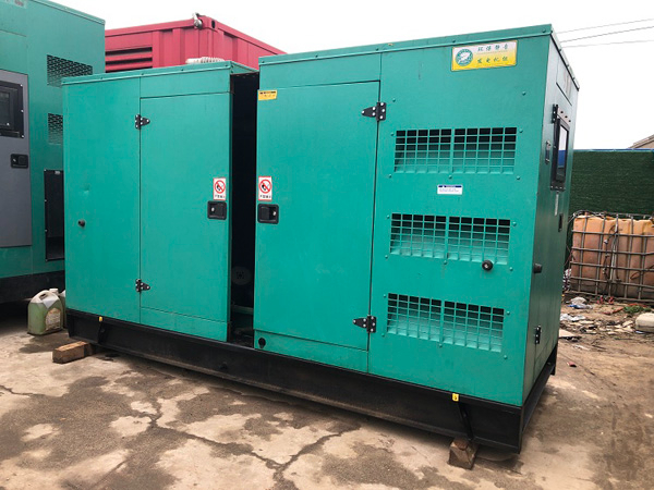 高台怎样合理控制磷酸铁锂蓄电池的充放电倍率以延长其使用寿命？